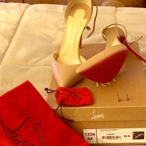 Christian LouBoutin 39.5